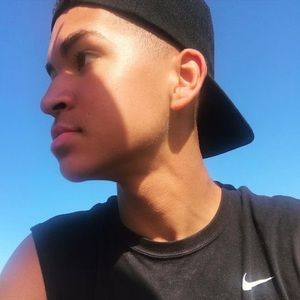 Meet your Posher, Jovan